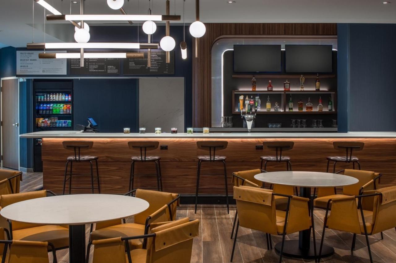 מלון Courtyard By Marriott אולימפיה מראה חיצוני תמונה