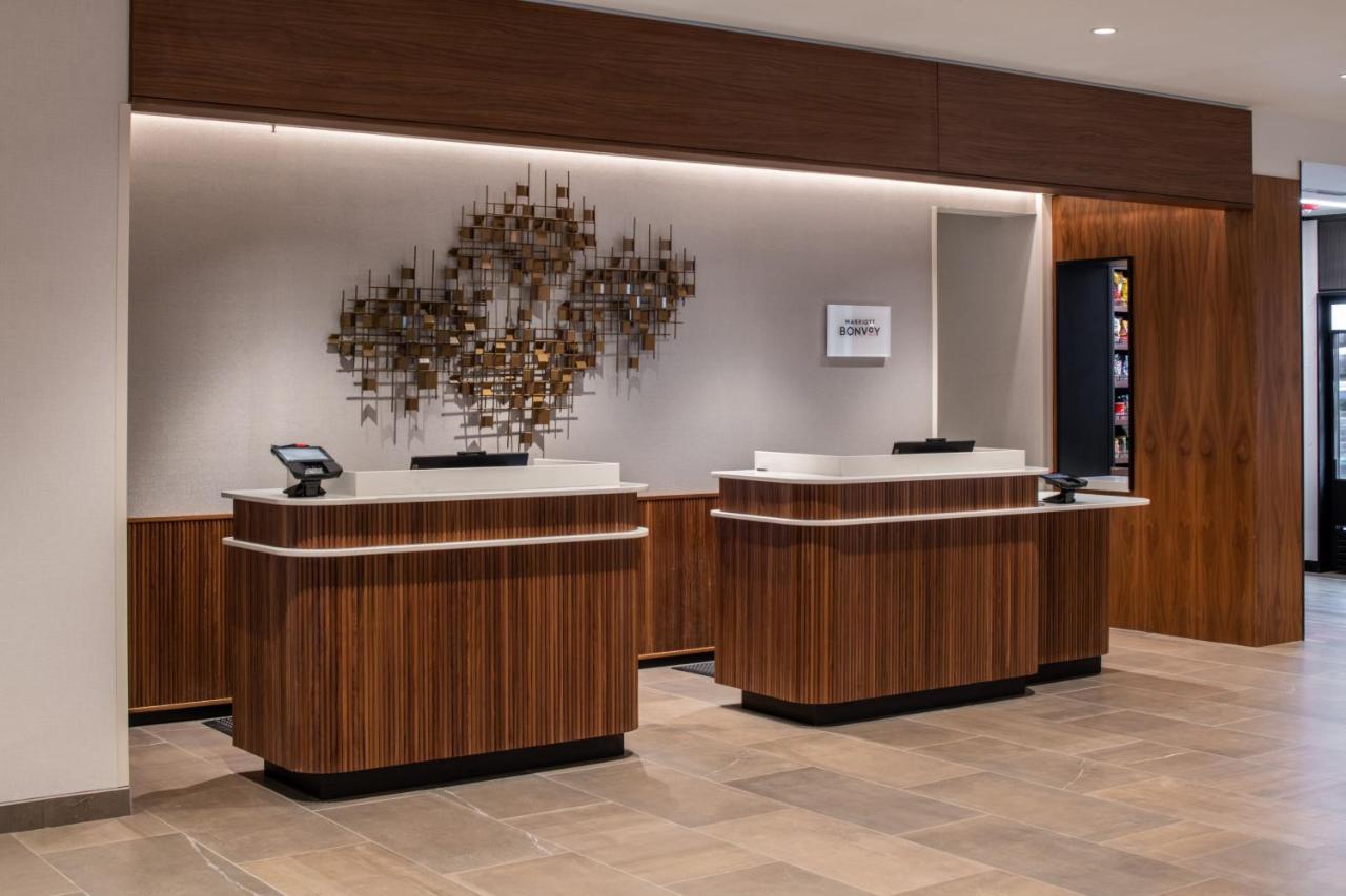 מלון Courtyard By Marriott אולימפיה מראה חיצוני תמונה