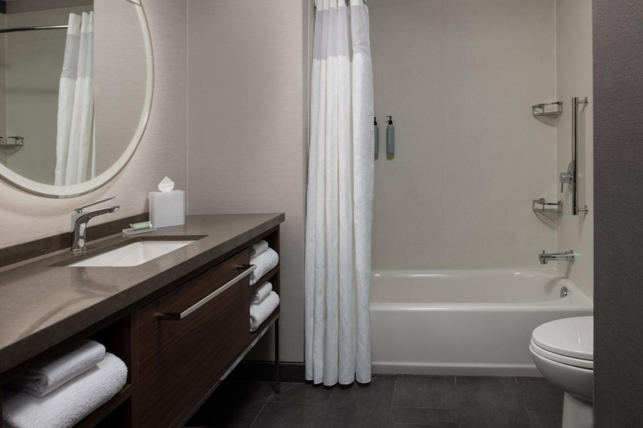 מלון Courtyard By Marriott אולימפיה מראה חיצוני תמונה